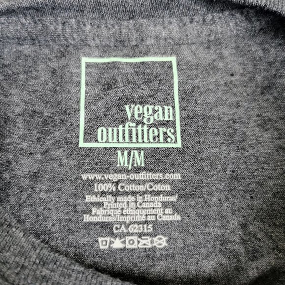 Anti-fur T-shirt (medium) NWOT - Picture 4 of 4